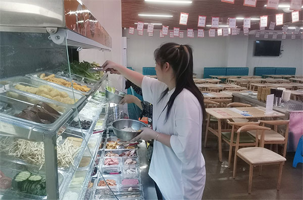 5月12日 成都孵化園蜀一蜀二冒菜店試營(yíng)業(yè)